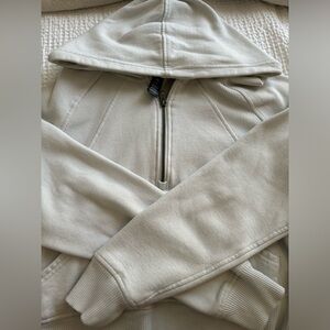 90 degrees sweatshirt